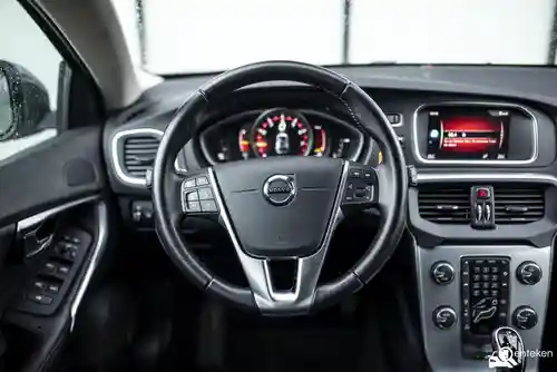 Volvo V40 T3 2017