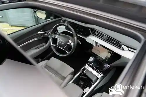 Audi e-tron 55 2021