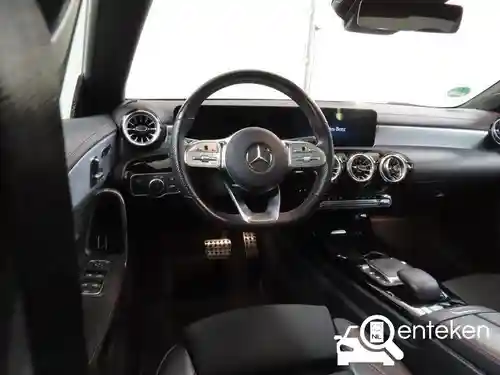 Mercedes-Benz A 250 e  2021
