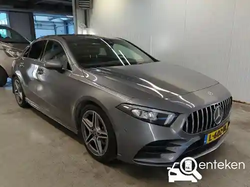 Mercedes-Benz A 180  2021