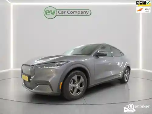 Ford Mustang Mach-E Standard Range 2021