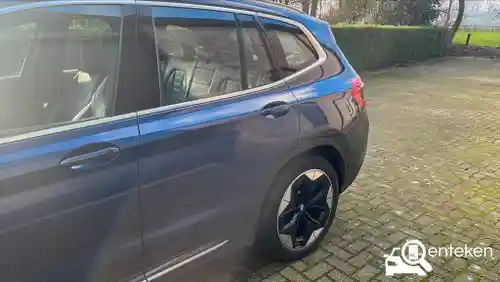 BMW iX3 2021