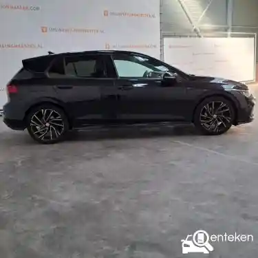 VW Golf 1.5 eTSI 2021