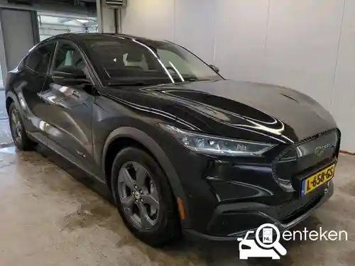 Ford Mustang Mach-E Standard Range 2021