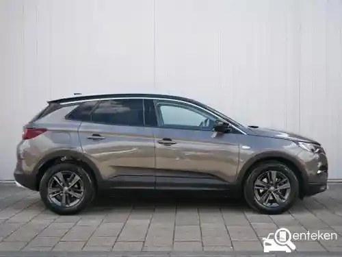 Opel Grandland X 1.2 DI Turbo 2020