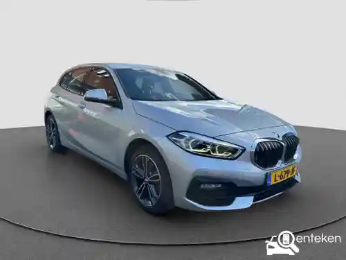 BMW 118i 2021