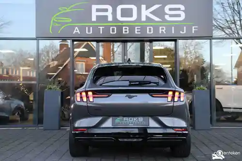 Ford Mustang Mach-E Extended Range 2021