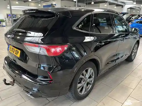 Ford Kuga 1.5 EcoBoost 2021