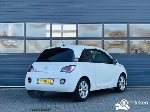 Opel ADAM 1.2 2016
