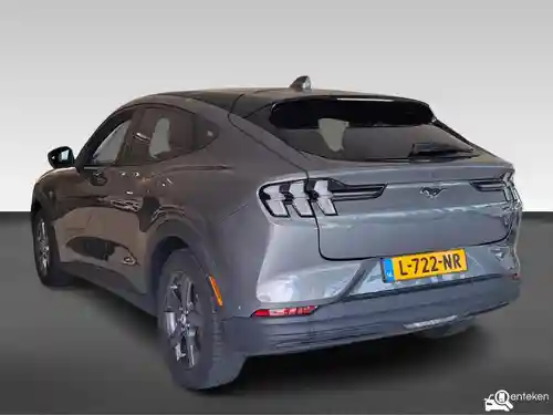 Ford Mustang Mach-E Standard Range 2021