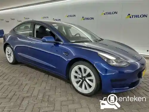 Tesla Model 3 Standard Range Plus 2021