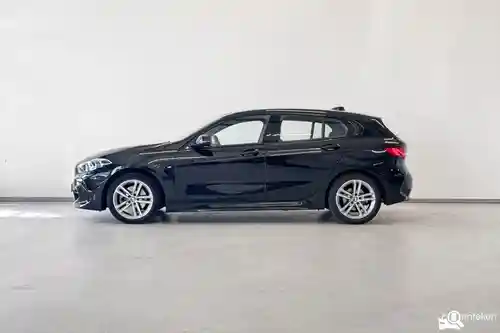 BMW 118i 2021