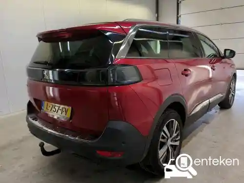 Peugeot 5008 1.2 PureTech 130 2021