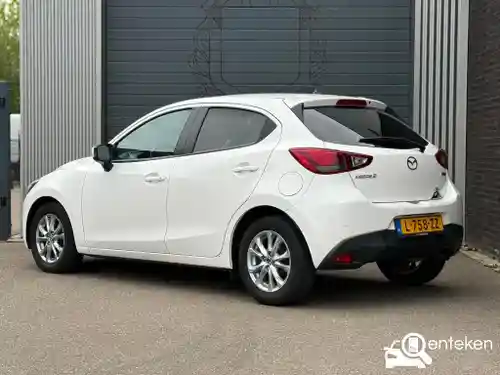 Mazda 2 SKYACTIV-G 90 2015