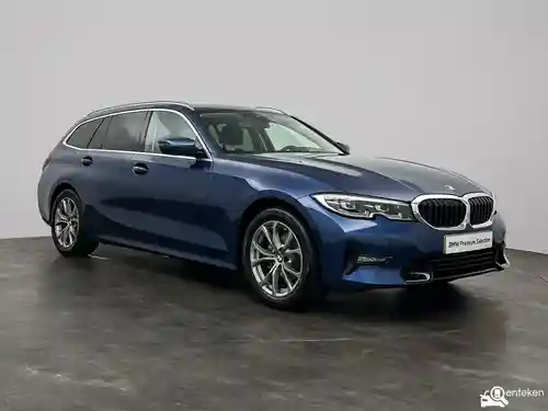 BMW 318i Touring 2021