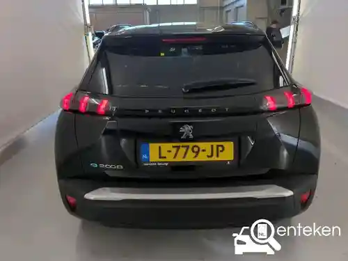 Peugeot e-2008 2021