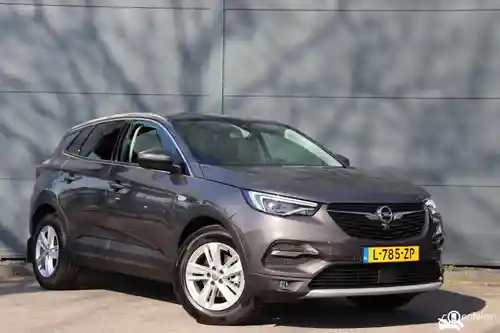 Opel Grandland X 1.2 DI Turbo 2021