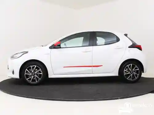 Toyota Yaris 1.5 Hybrid 116 2021