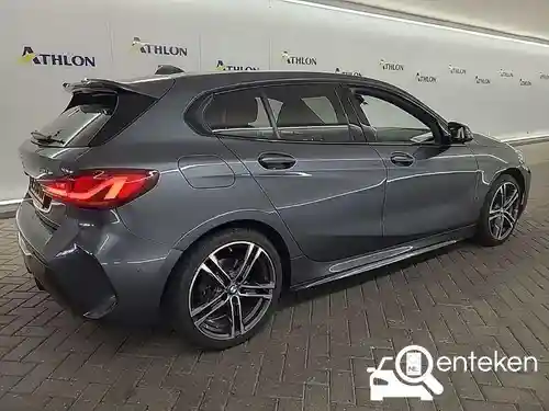 BMW 118i 2021