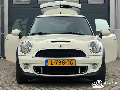 MINI  Cooper S 2010