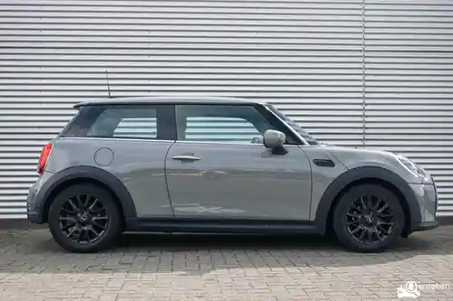 MINI  One First 2021