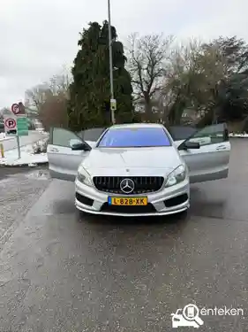 Mercedes-Benz A 180 2013