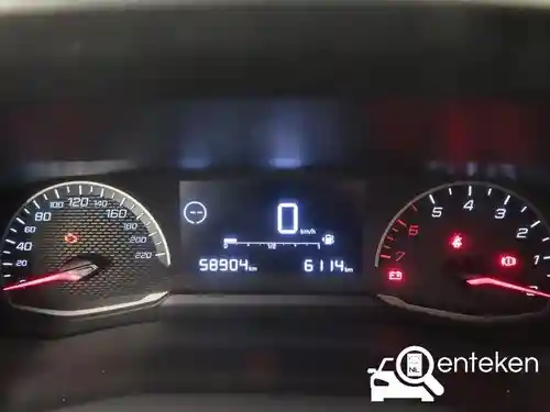 Peugeot 2008 1.2 PureTech 100 2021