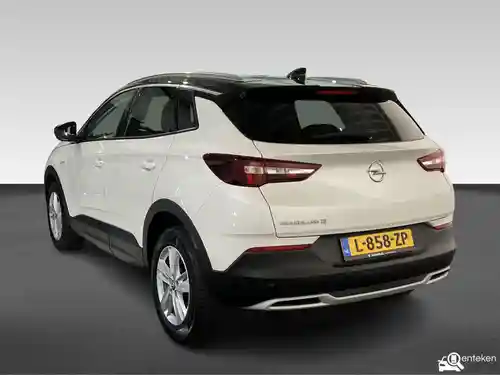 Opel Grandland X 1.2 DI Turbo 2021