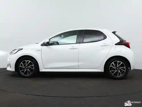 Toyota Yaris 1.5 Hybrid 116 2021