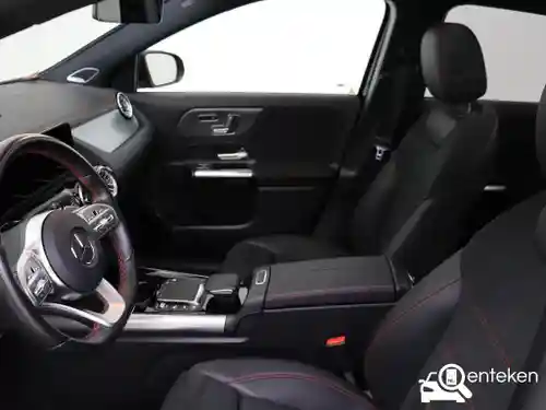 Mercedes-Benz EQA 250 2021