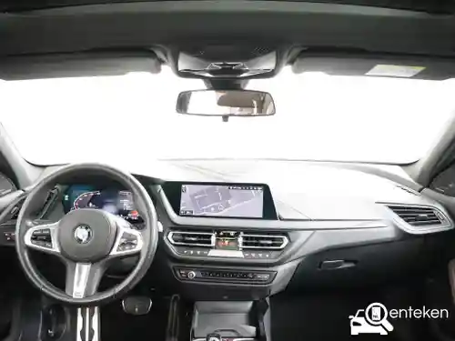 BMW 118i 2021