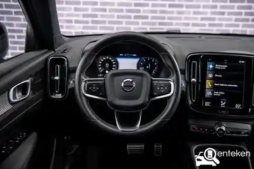 Volvo XC40 T3 2021