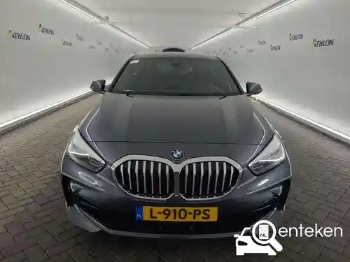 BMW 118i 2021