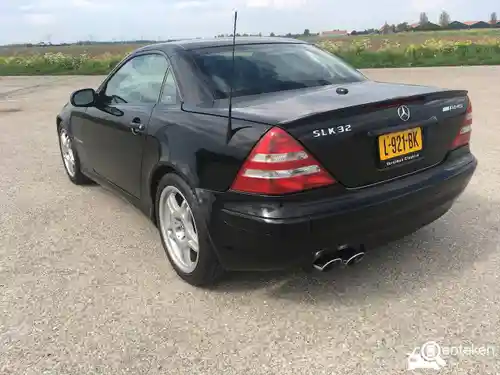 Mercedes-Benz SLK 320 2001