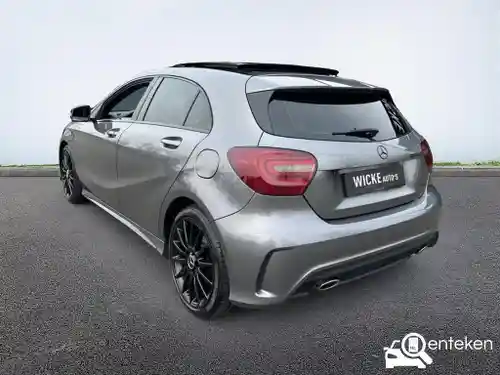 Mercedes-Benz A 180 2013