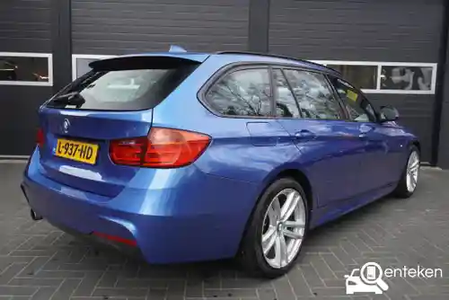BMW 320i Touring 2015