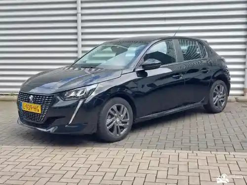 Peugeot 208 1.2 PureTech 75 2021