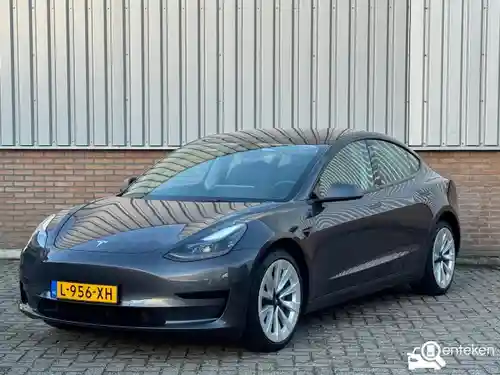 Tesla Model 3 Standard Range Plus 2021