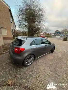 Mercedes-Benz A 180 2013