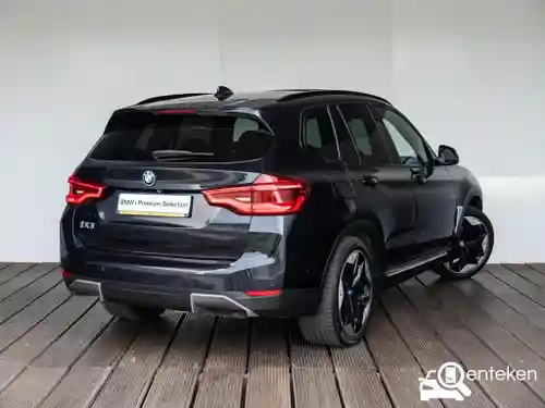 BMW iX3 2021