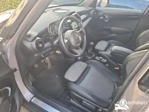 MINI  One 2021