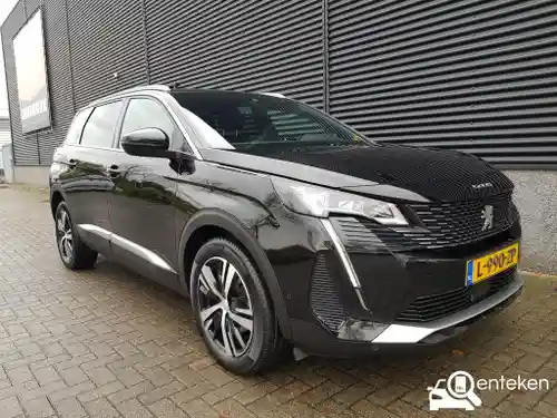 Peugeot 5008 1.2 PureTech 130 2021