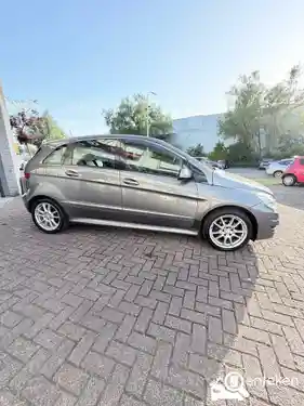 Mercedes-Benz B 200 2009
