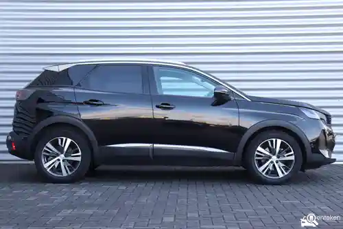 Peugeot 3008 1.2 PureTech 130 2021
