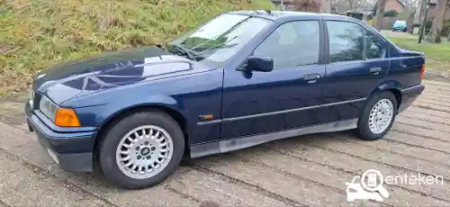 BMW 320i 1995