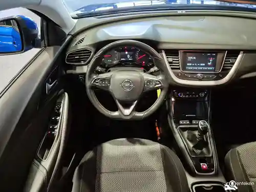 Opel Grandland X 1.2 DI Turbo 2020