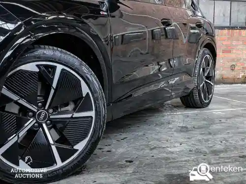 Audi Q4 40 e-tron 2021