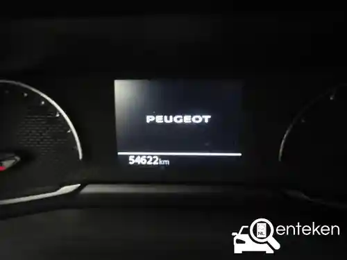 Peugeot 2008 1.2 PureTech 130 2021
