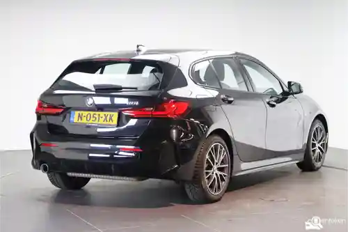 BMW 118i 2022