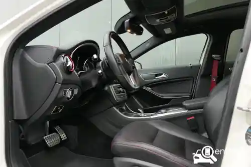 Mercedes-Benz GLA 45 AMG 2015